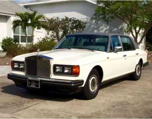 Rolls-Royce Silver Spirit/Spur/Dawn (1991)