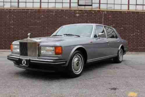 Rolls-Royce Silver Spirit/Spur/Dawn (1995)