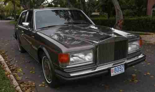 1984 Rolls-Royce Silver Spirit/Spur/Dawn Badged as a Silver Spur