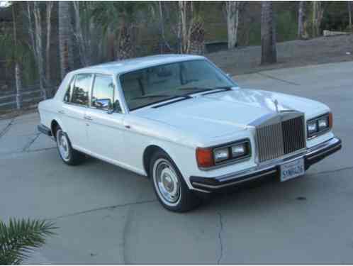 Rolls-Royce Silver Spirit/Spur/Dawn (1985)