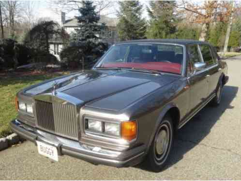 Rolls-Royce Silver Spirit/Spur/Dawn (1983)