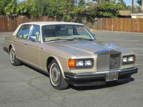 Rolls-Royce Silver Spirit/Spur/Dawn (1989)