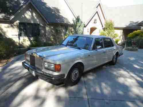 1994 Rolls-Royce Silver Spirit/Spur/Dawn Silver Spur III