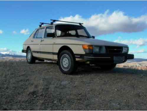 Saab 900 900 (1984)