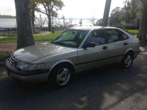 1997 Saab 900