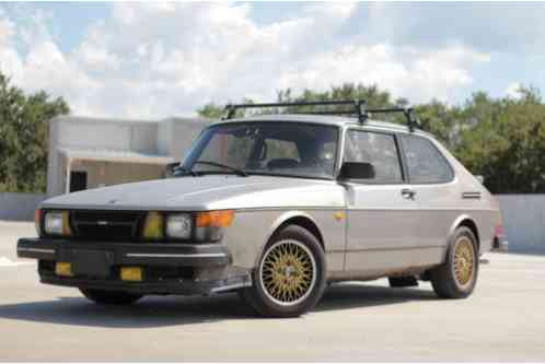 Saab 900 Turbo (1986)