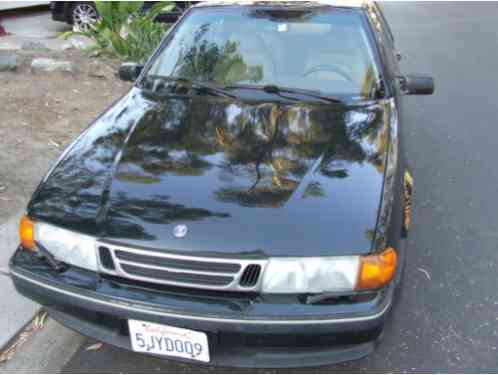 1995 Saab 9000 CSE Turbo Manual 5 speed.