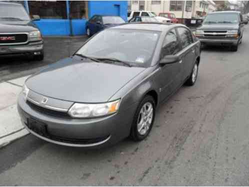 Saturn Ion 2 Sedan 4-Door Manual (2004)