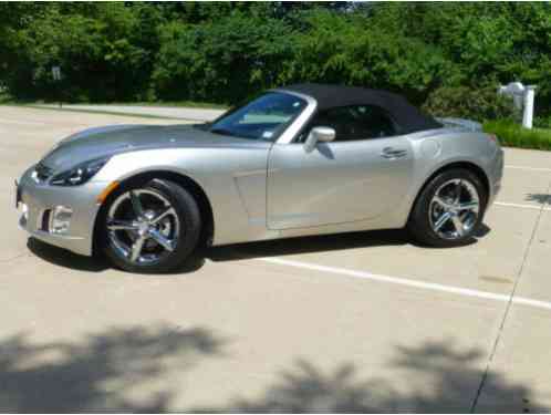 2007 Saturn Sky Red Line