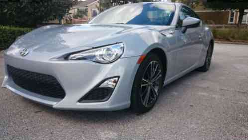 Scion FR-S 10 SERIES (2013)