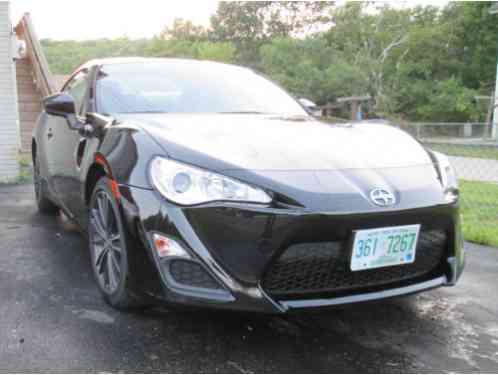 Scion FR-S (2014)