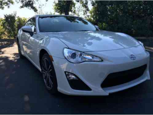 2016 Scion FR-S