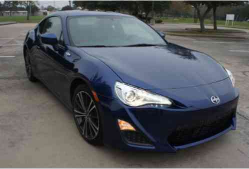 Scion FR-S (2013)