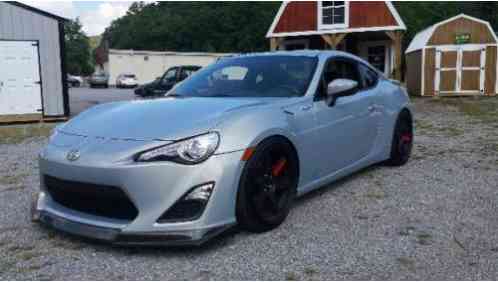 Scion FR-S (2013)