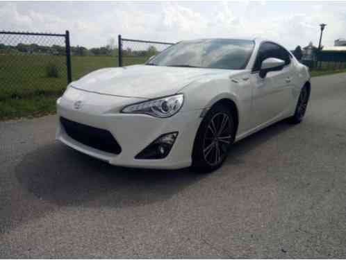 Scion FR-S (2015)