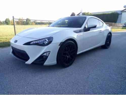 Scion FR-S (2013)