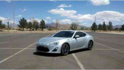 Scion FR-S (2013)