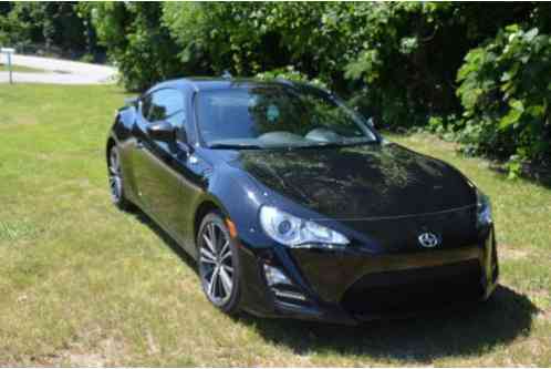 Scion FR-S (2015)