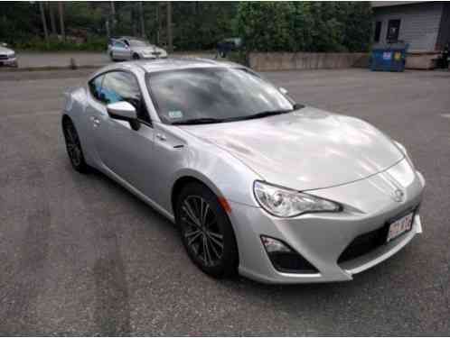 2013 Scion FR-S 6 Speed Manual, Bluetooth