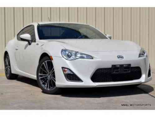 Scion FR-S 6 SPEED MANUAL BLUETOOTH (2013)