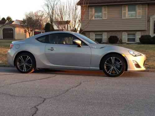 2013 Scion FR-S