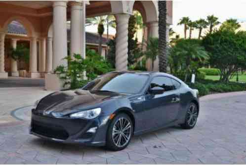 Scion FR-S (2014)