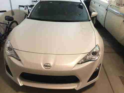 Scion FR-S (2014)