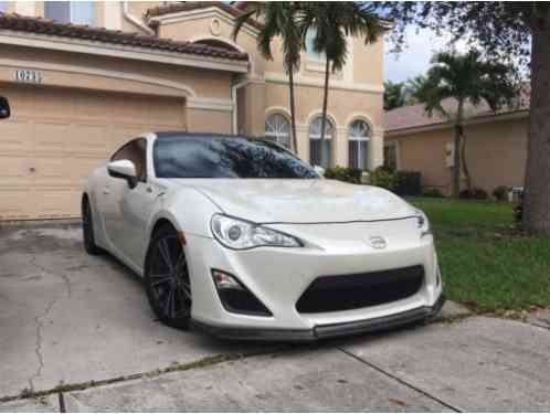 Scion FR-S (2014)