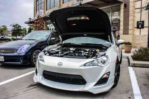 Scion FR-S (2013)