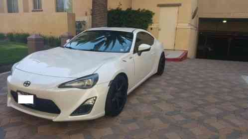 Scion FR-S (2013)