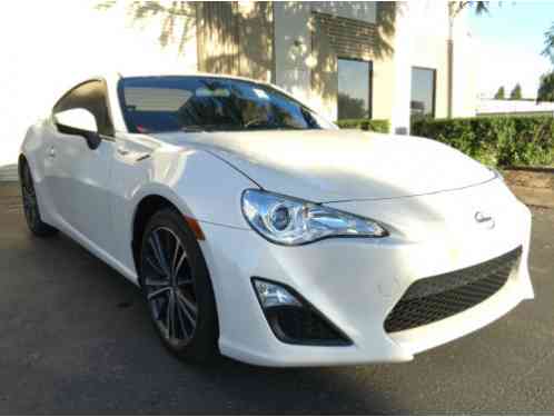 Scion FR-S (2015)