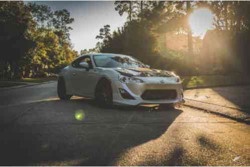 Scion FR-S (2013)