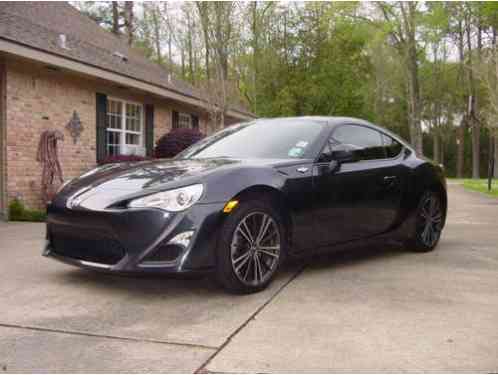 Scion FR-S (2013)