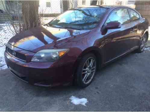 Scion tC (2005)