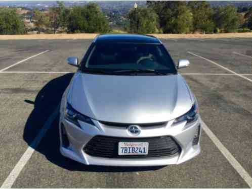 Scion tC (2014)