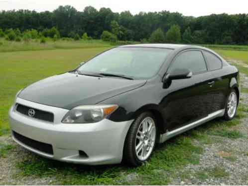 Scion tC (2005)