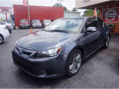 Scion tC (2012)