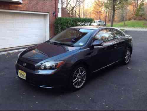 Scion tC (2009)