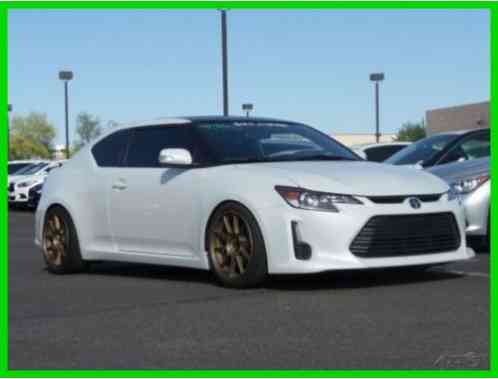 Scion tC (2015)