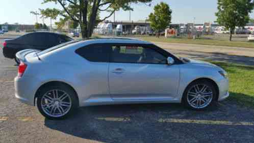 Scion tC (2012)