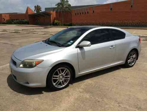 Scion tC Manual Hatchback (2005)