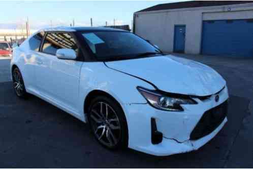 Scion tC Sports Coupe (2014)