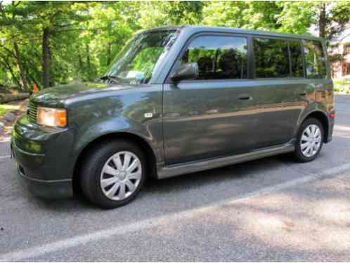 2005 Scion xB