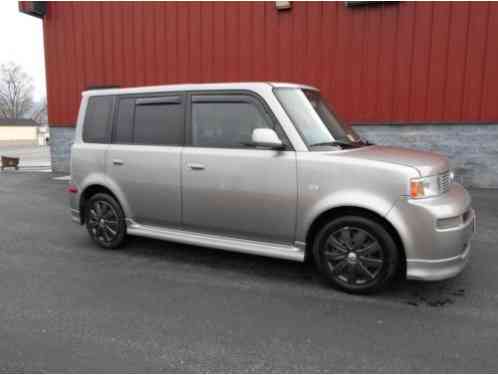 Scion xB (2004)