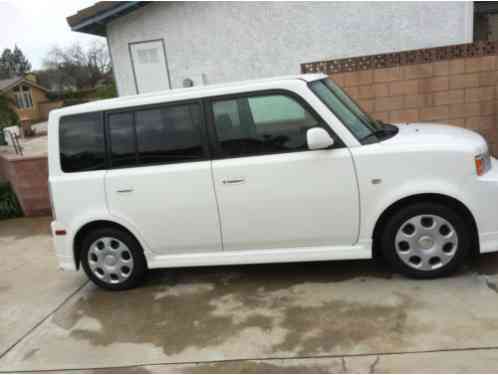 Scion xB (2006)