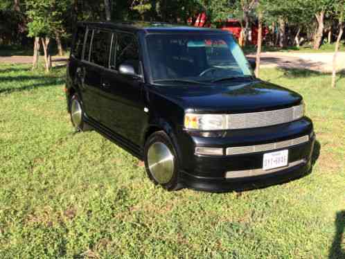 Scion xB (2005)