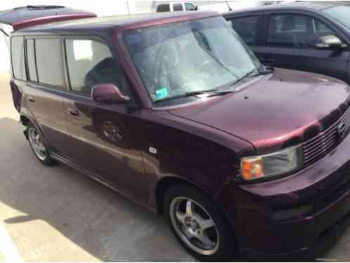 Scion xB (2005)