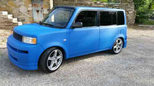 2005 Scion xB