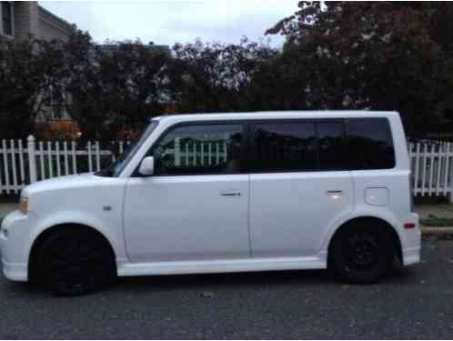 Scion xB (2005)