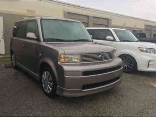 Scion xB Base 4dr Wagon Wagon (2005)